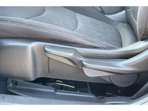 Used 2018 Chevrolet Volt LT image 13