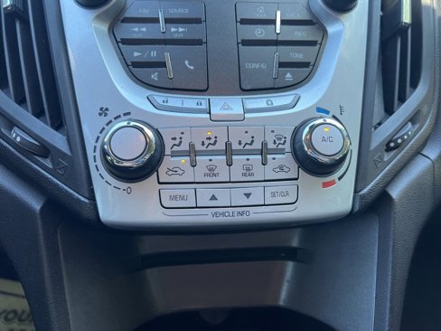 Used 2015 Chevrolet Equinox LT w/ Driver Convenience Package image 15
