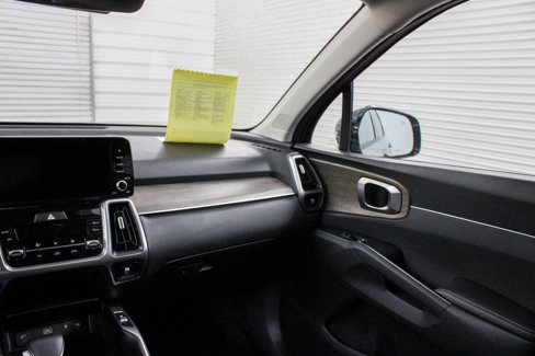 Used 2023 Kia Sorento EX w/ Panoramic Sunroof Package image 22