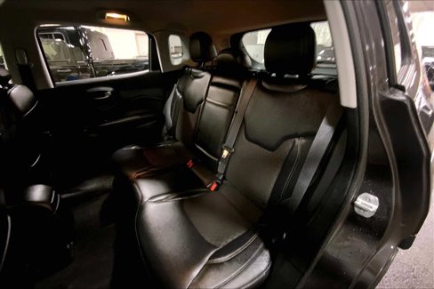 Used 2017 Jeep Compass Latitude w/ Cold Weather Group image 20