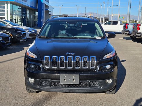 Used 2016 Jeep Cherokee Latitude w/ Comfort/Convenience Group image 9
