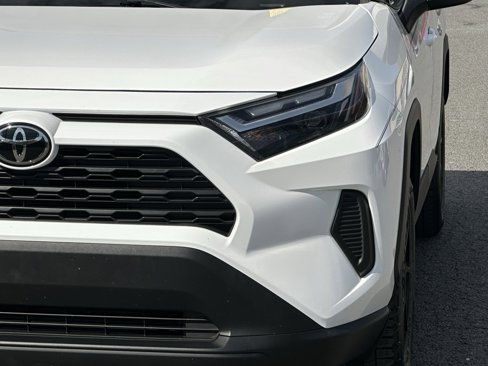 Used 2023 Toyota RAV4 LE image 39