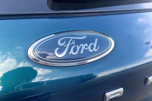 Used 2020 Ford Escape SE image 30