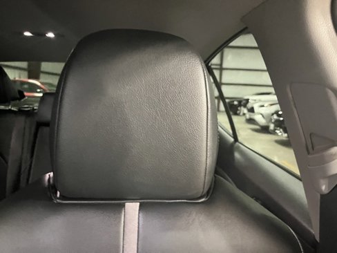 Used 2018 Toyota Camry XSE image 12