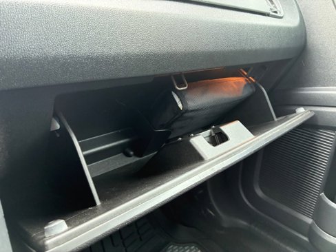 Used 2010 Dodge Journey SXT w/ Flexible Seating Group image 11