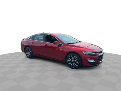 Used 2023 Chevrolet Malibu RS image 2