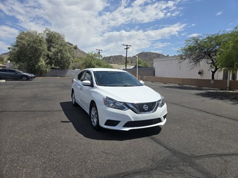 Used 2019 Nissan Sentra SV image 2