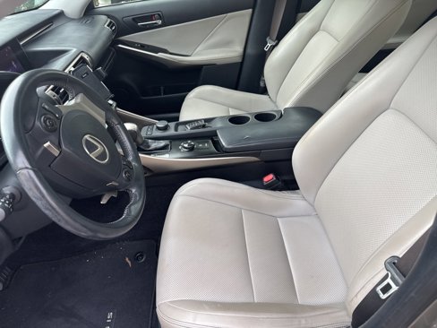 Used 2014 Lexus IS 250 image 9