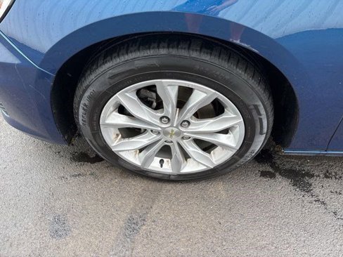 Used 2019 Chevrolet Malibu LT image 46