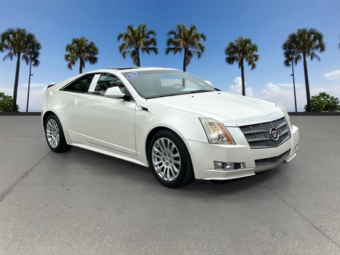 Used 2011 Cadillac CTS Premium image 3