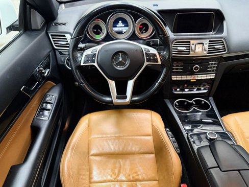 Used 2017 Mercedes-Benz E 400 Coupe image 2