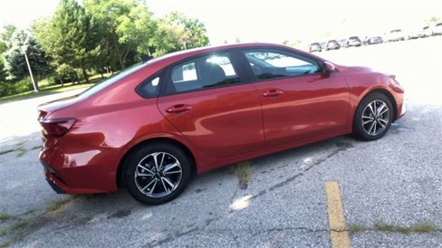 Certified 2023 Kia Forte LXS image 3