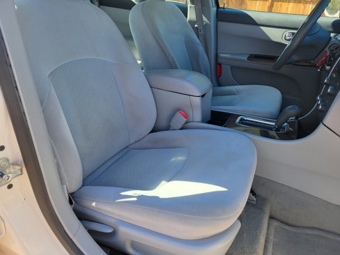 Used 2007 Buick LaCrosse CX image 13