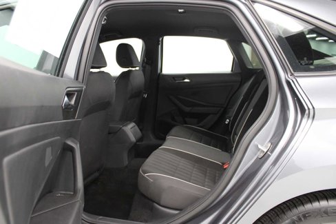 Used 2023 Volkswagen Jetta Sport image 31