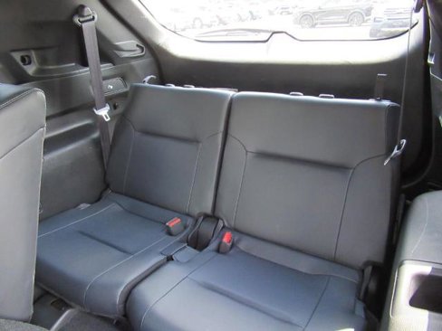 Used 2023 Mitsubishi Outlander SE image 32