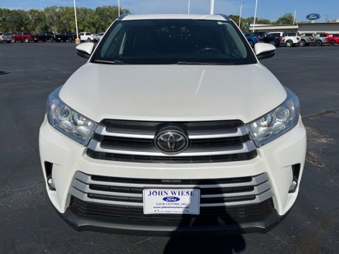 Used 2018 Toyota Highlander XLE image 8