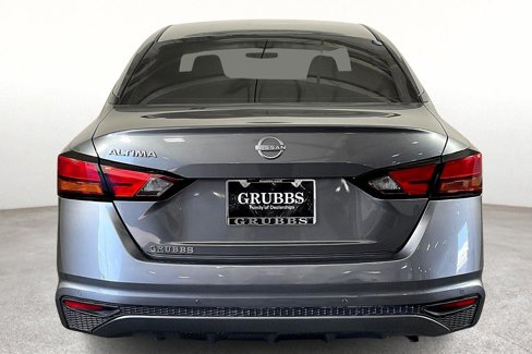Used 2023 Nissan Altima 2.5 S image 6