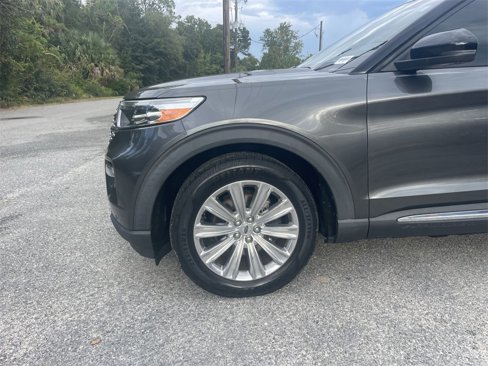 Used 2020 Ford Explorer Limited image 10