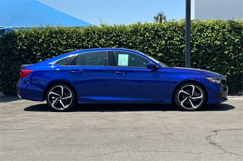 Certified 2022 Honda Accord Sport image 3