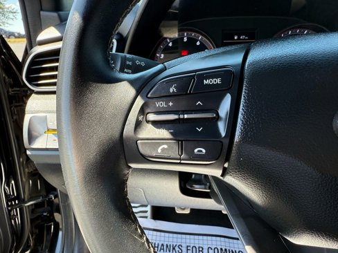 Used 2021 Hyundai Veloster Turbo R-Spec image 12