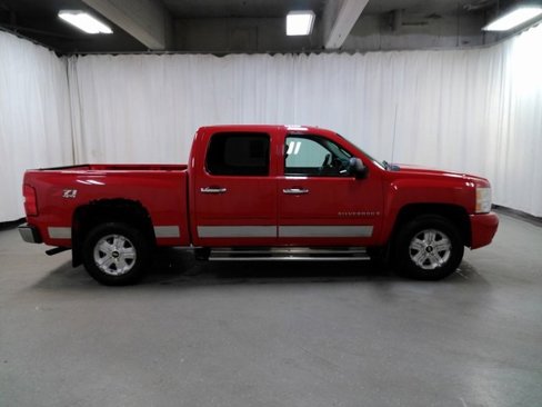 Used 2008 Chevrolet Silverado 1500 LT w/ Power Pack Plus image 3