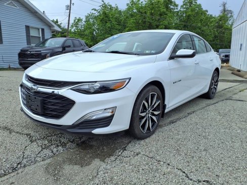 Used 2024 Chevrolet Malibu RS image 1