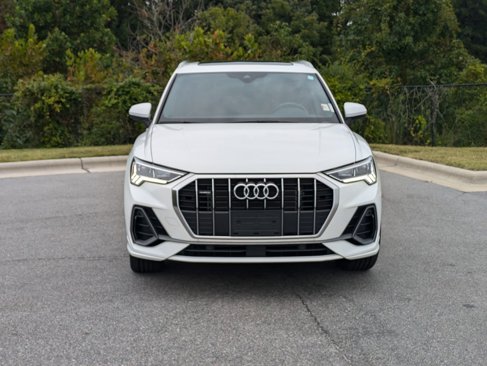 Used 2023 Audi Q3 2.0T Premium image 2