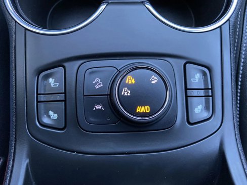 Used 2023 GMC Terrain SLT image 14