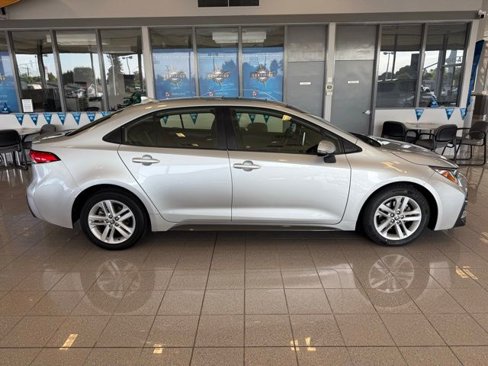 Used 2020 Toyota Corolla SE image 2
