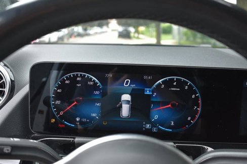 Used 2022 Mercedes-Benz GLA 250 4MATIC image 17