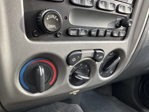 Used 2005 Chevrolet Colorado LS w/ Power Convenience Package image 17