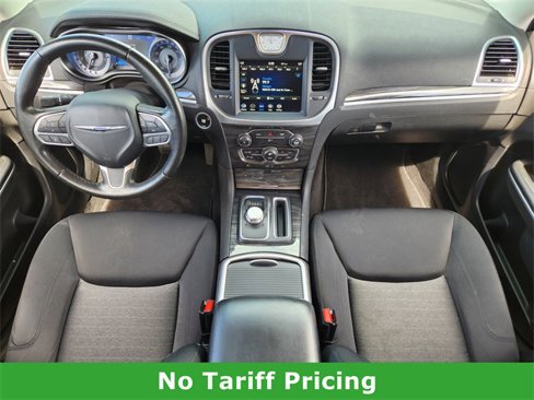 Used 2020 Chrysler 300 Touring w/ Sport Appearance Package image 24