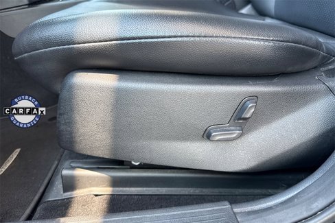 Used 2011 Mercedes-Benz GLK 350 4MATIC image 17