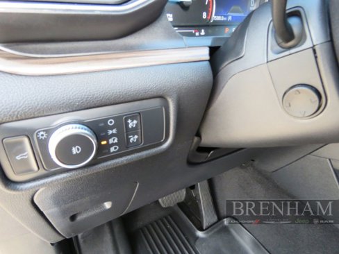 Used 2020 Ford Explorer Limited image 14