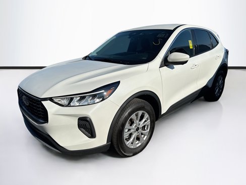 Used 2023 Ford Escape Active w/ Tech Pack #2 image 3