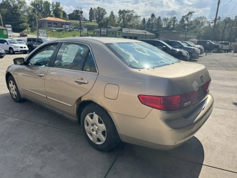 Used 2005 Honda Accord LX image 5