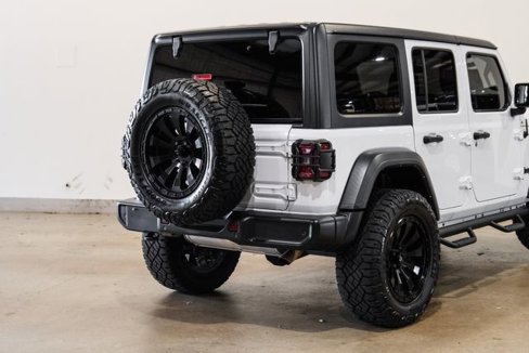Used 2021 Jeep Wrangler Unlimited Sport image 26