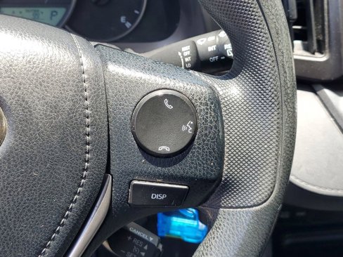 Used 2016 Toyota RAV4 LE image 21