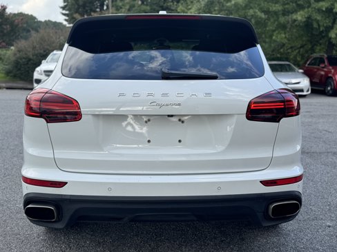 Used 2016 Porsche Cayenne image 24