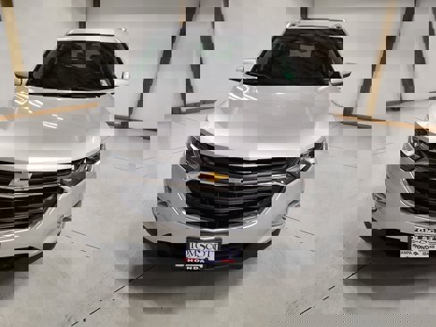 Used 2019 Chevrolet Equinox LT image 3