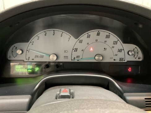 Used 2002 Ford Thunderbird image 12