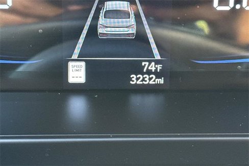 Certified 2025 Hyundai Elantra Sport image 25