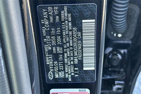 Used 2024 Hyundai Elantra SEL image 29