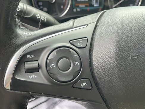 Used 2019 Buick Enclave Essence image 30