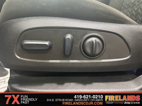 Used 2023 Chevrolet Equinox LT image 4