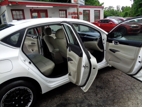 Used 2016 Nissan Sentra SV image 13