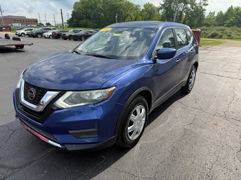 Used 2018 Nissan Rogue S image 8