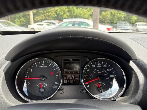 Used 2012 Nissan Rogue SL image 17