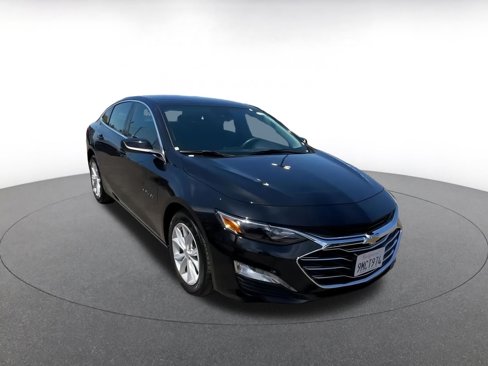 Used 2024 Chevrolet Malibu LT image 3