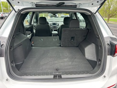 Used 2022 Chevrolet Equinox LS image 30